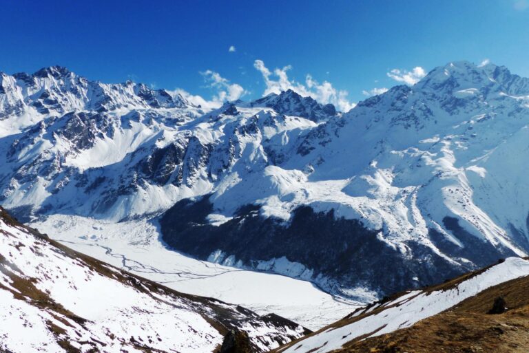 Chergo Ri, Bergblick auf das Langtang Gebirge
