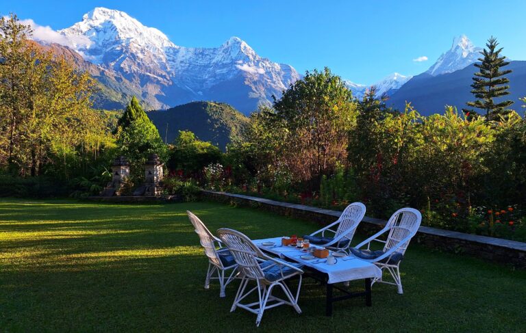 In Ghandruk, Bergblick auf Annapurna und Machapuchare, Nepal Trekking