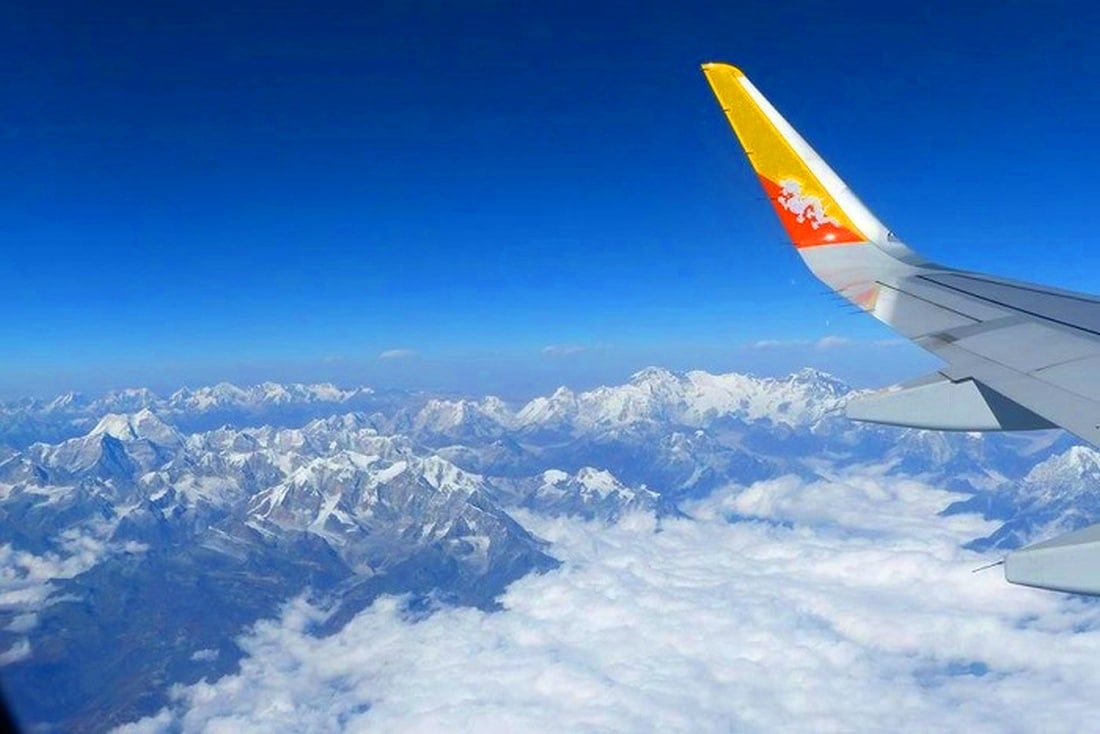 Himalaya gebirge aus dem Flugzeug, auf dem Weg Kathmandu nach Paro