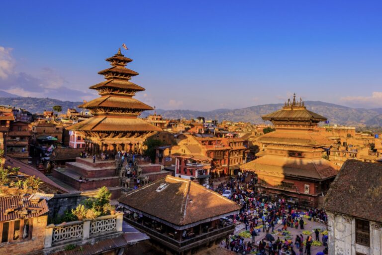 Bhaktapur Unesco Kulturerbe mit Tempelanlagen - Nepal und Bhutanreise