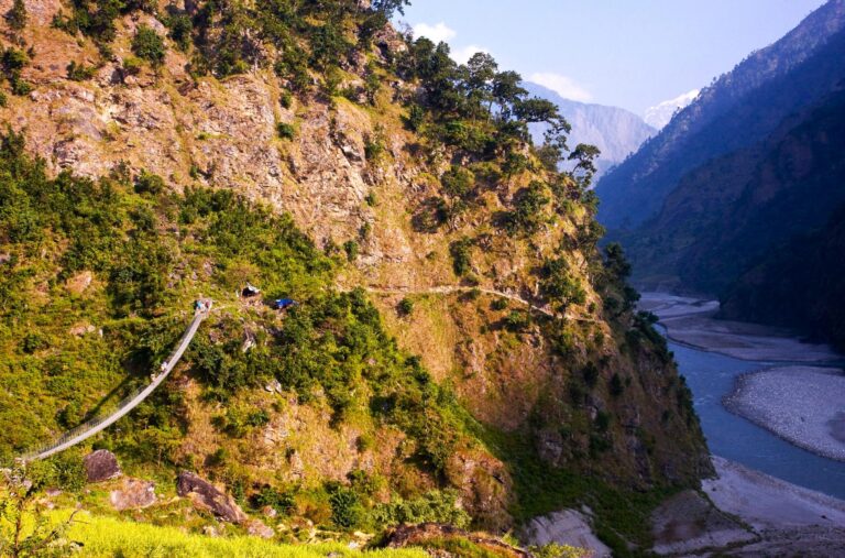 In der Manaslu Region, Hängebrücke, Nepal Trekking