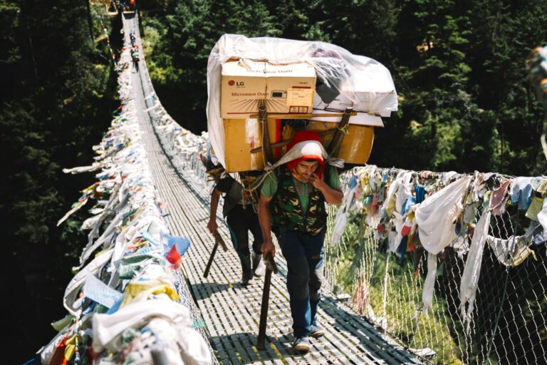 Über die Hillary Brücke, Trekking Everest Region