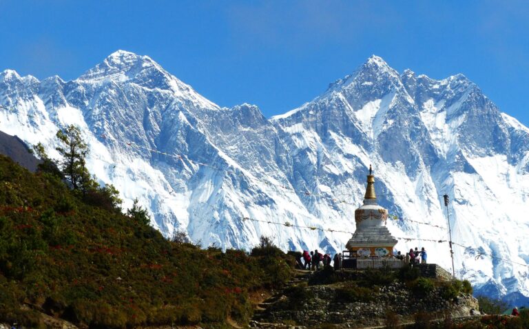 Am Everest Aussichtspunkt