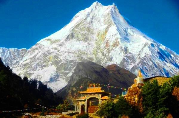 Manaslu Circuit – Lodge Trek