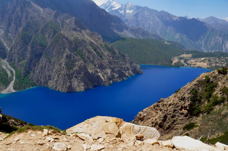 Shey Phuksundo See in Upper Dolpo Region, Trekking Nepal