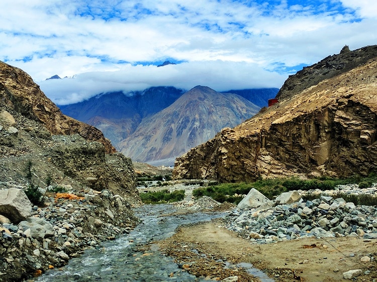 LADAKH – Nubra Valley via Lasermo La – Camping Trek