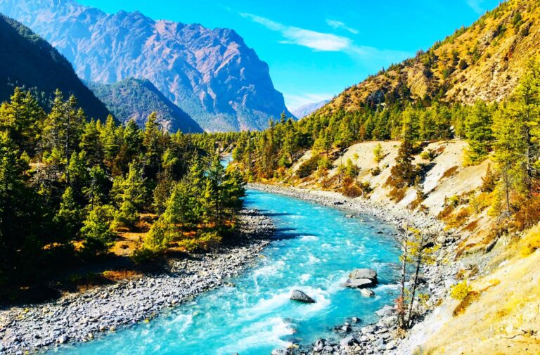 Fluss in Manang - Nepal Annapurna Trekking