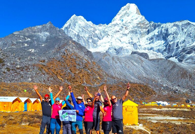 Am Ama Dablam Base Camp Trekking