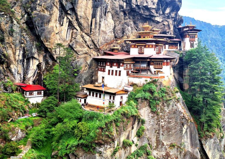 Takshang Kloster - Tiger's Nest in Bhutan - Trekking Touren Himalaya