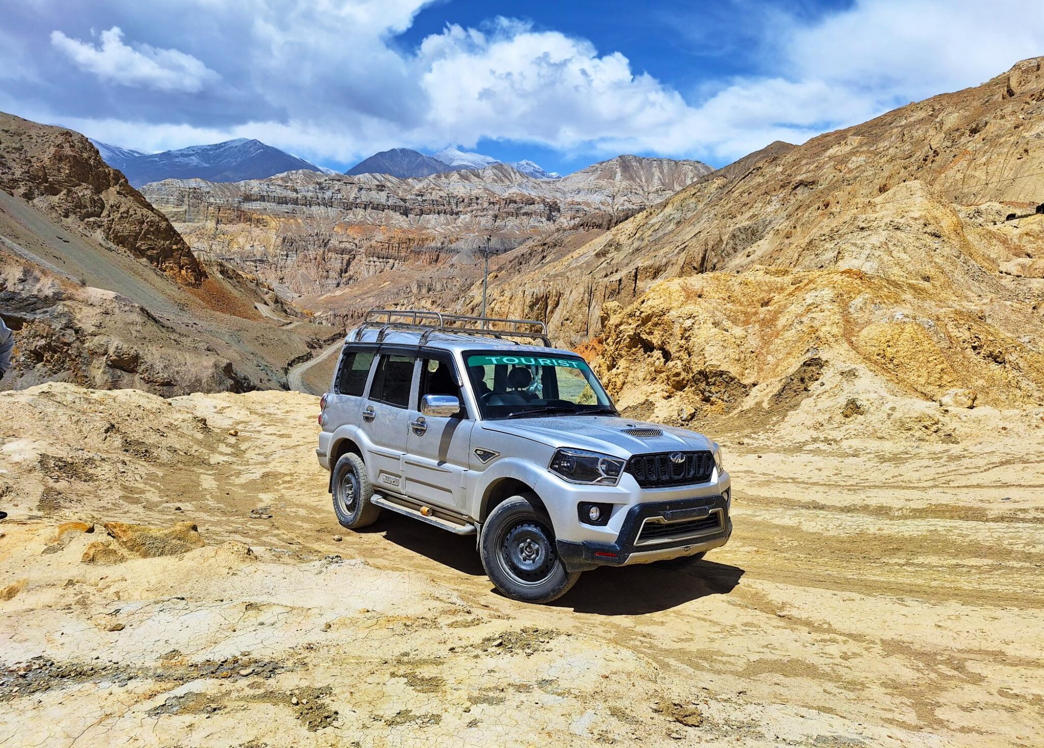 Jeep Tour durch Upper Mustang - das verborgene Königreich Nepals