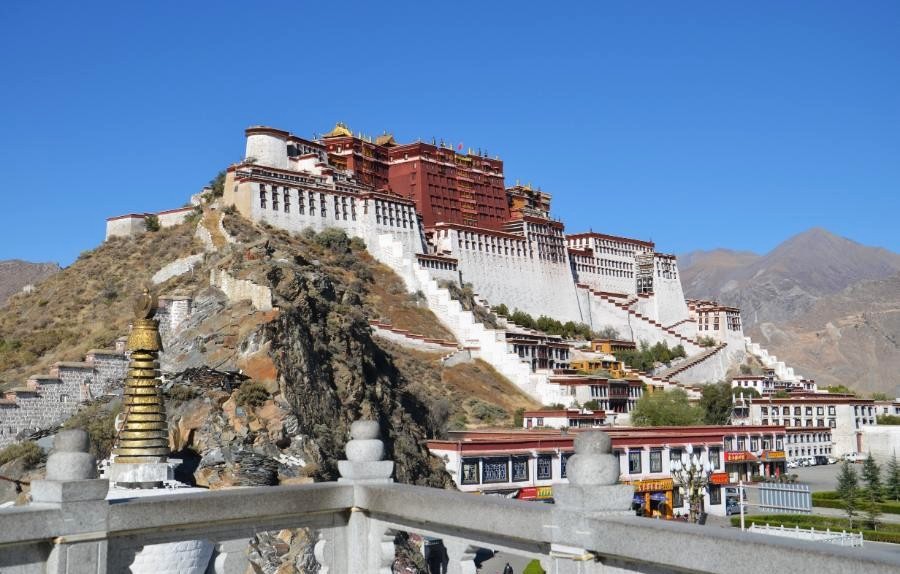Potala Palast in Lhasa in Tibet 